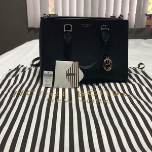 NWT Henri Bendel Bag